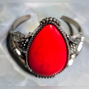 paparazzi Bold Red Teardrop Stone Cuff Bracelet